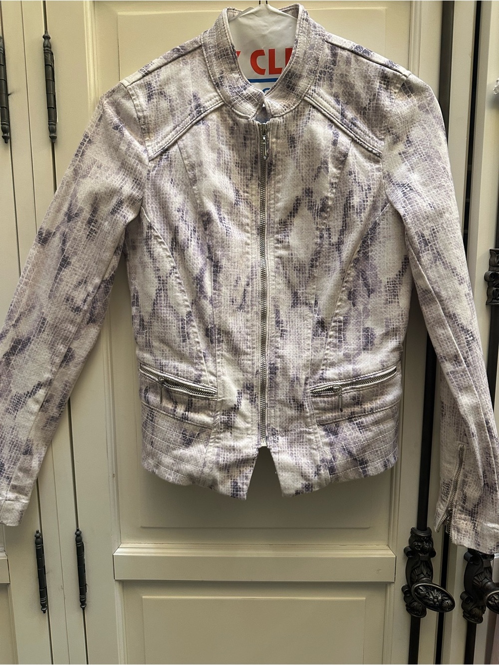 Warehouse Black Market White & Lavender snake pattern jacket